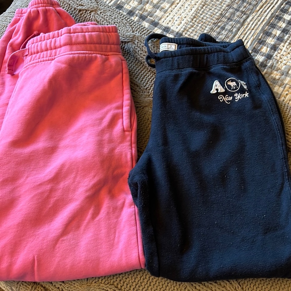 2 Pairs of Sweats. Size Small. Abercrombie and Old Navy. Good condition.